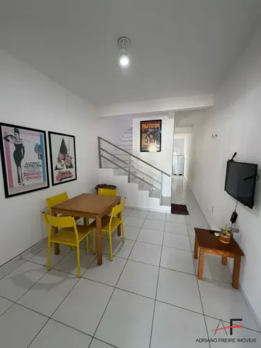 Casa Duplex mobiliada com 2 quartos para locação na Lagoa Redonda