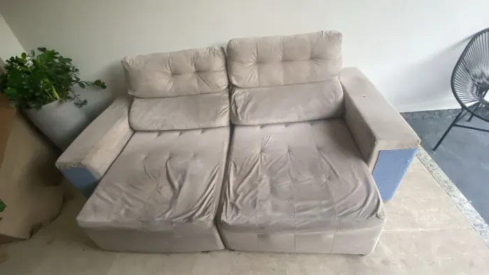 Vendo sofá retrátil usado 3 lugares 