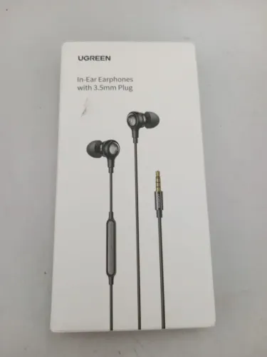 Fone de ouvido com fio UGREEN 