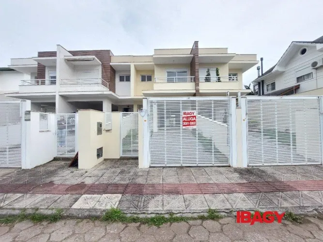 Excelente Casa 3 dormitório(s) em Santa Mônica - Florianópolis