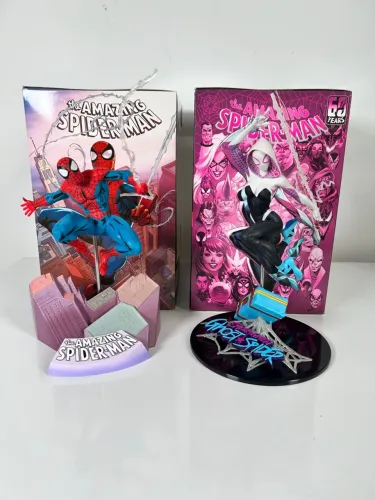 Homem Aranha e Gwen Estátua Original Mcfarlane Toys