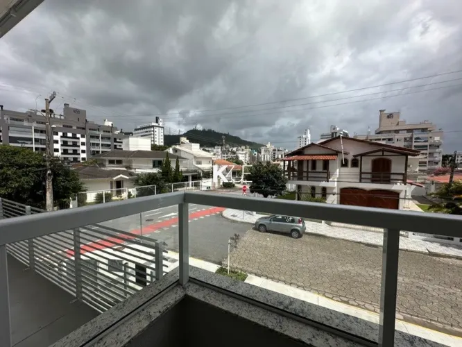 Apartamento 02 dormitórios, novo e pronto para morar, no bairro Trindade, em Florianópolis