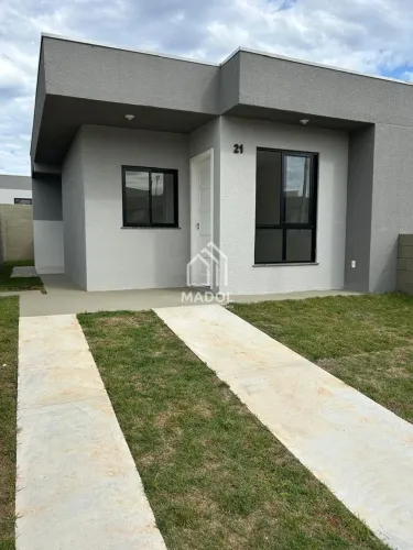 Casa à Venda, com documentação grátis, em Cará-cará, Ponta Grossa - PR
