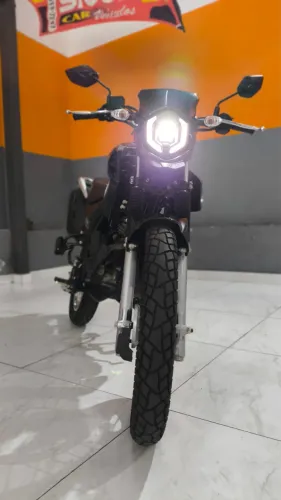 Crosser S