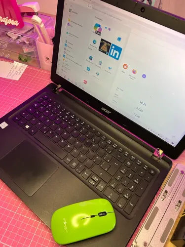Notebook Acer aspire ES1-572