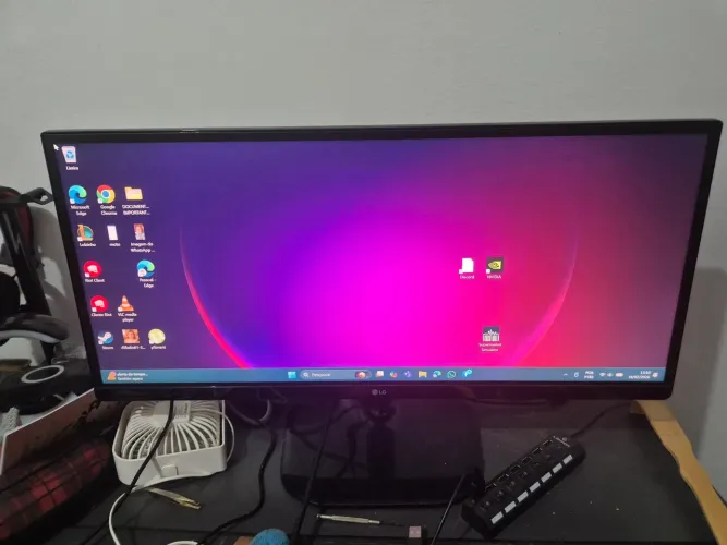 Monitor LGum58p