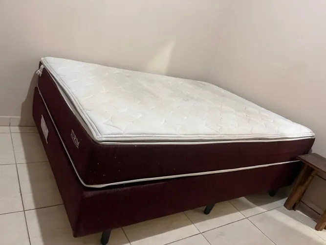 Cama-Box Casal com Molas 1,88x1,38