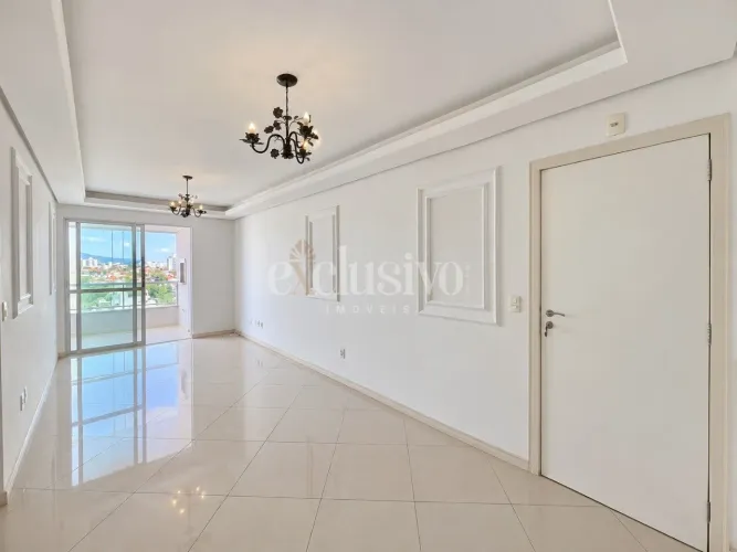 Apartamento com 2 Dormitórios, Suíte e Varanda Gourmet no Estreito
