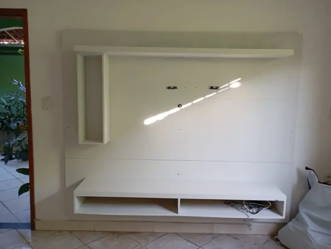 Rack para TV ? em madeira MDF com Painel 
