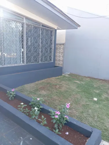 Em uma casa dividida KITNET no centro de Cascavel próximo Havan