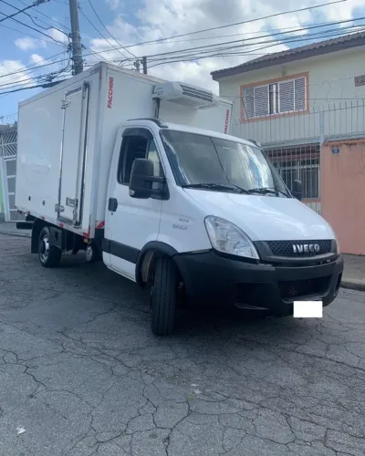  Iveco Daily 35s14 refrigerada 2014