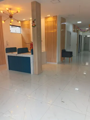 PRÉDIO COMERCIAL - CIDADE NOVA