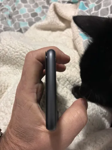 IPHONE 11 16gb