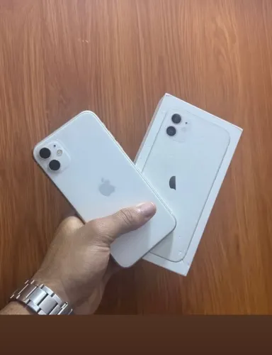 iPhone 11