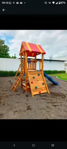 Playground de madeira infantil 