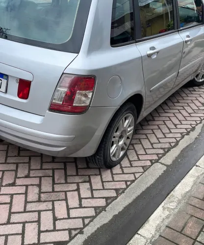 Fiat Stilo 1.8/ 1.8 Connect 8V 103cv 5P 2003