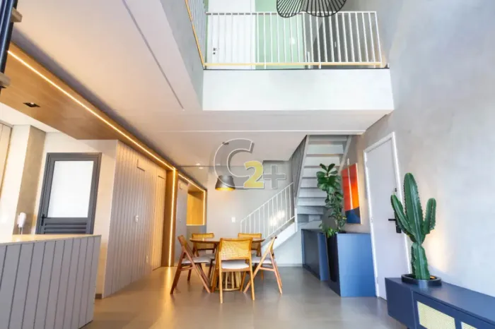 Apartamento Duplex à venda na Vila Romana com 2 suítes e 2 vagas