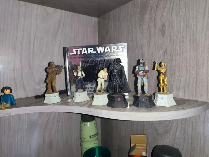 Kit action figures + livro interativo star Wars