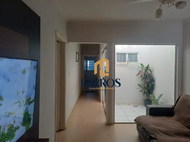 Casa à Venda, 3 dorm, 161m² - Rio das Pedras/SP
