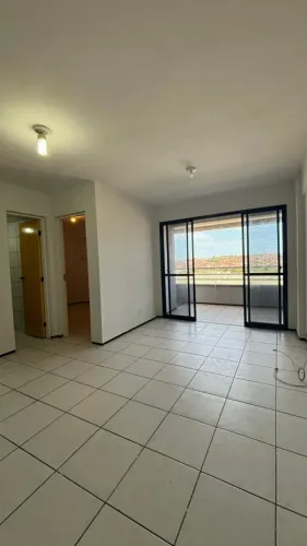 Ed Porto Real - Móveis Projetados - Nascente - 78 metros - 2 quartos + 1 vaga - Meireles