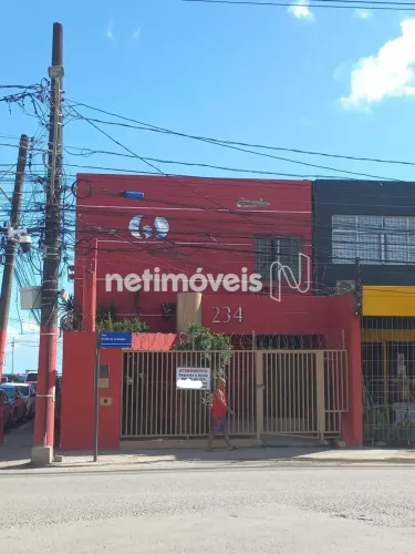 Área Comercial com 2 Pavimentos à Venda em Roma ( Cidade Baixa )