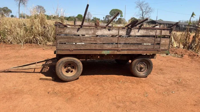 Carretinha para uso em fazenda 