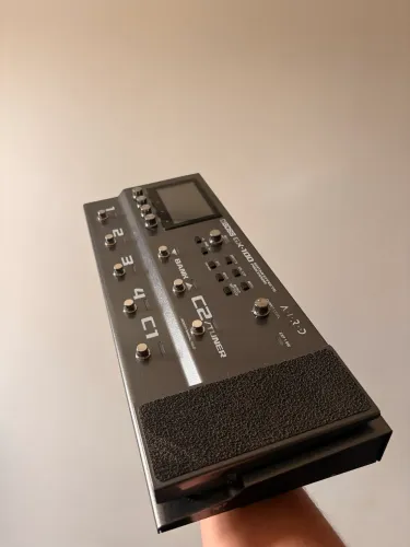 Pedaleira Boss GX-100