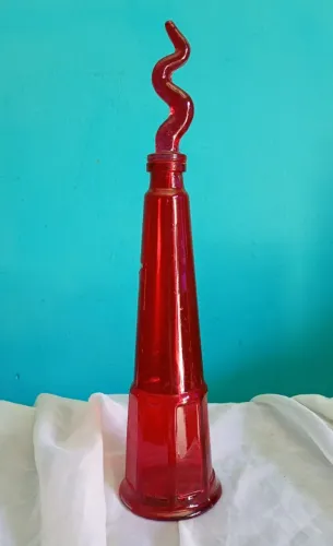Garrafa Decorativa Vintage Vidro Vermelho com Tampa Ondulada Retrô Anos 70 