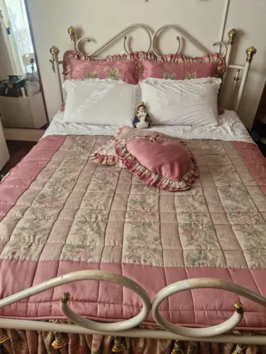 Cama queen tubular