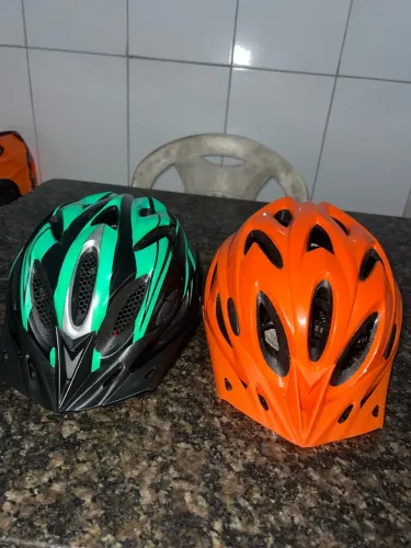 Vendo capacete ciclismo