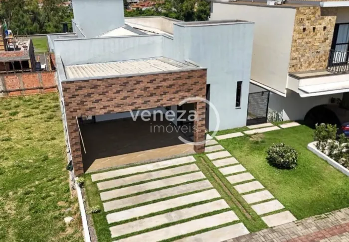 Casa em Condomínio Fechado para Alugar com 3 Suítes no Condomínio Tangará  Região Leste de