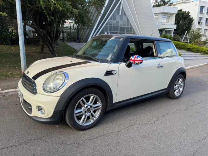 Mini Cooper 1.6 Mec. 2011
