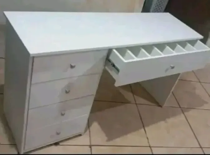 MESA MULTIUSO/ IDEAL MANICURE MDF NOVO 