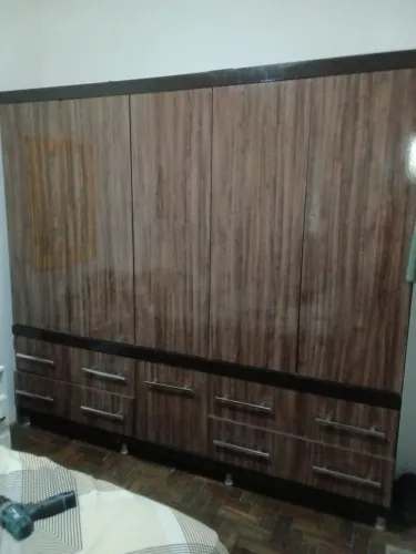 Guarda Roupas 5 Portas
