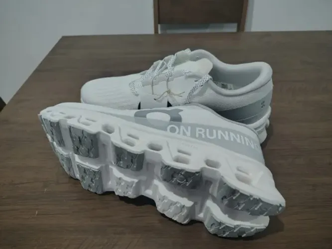 Tenis