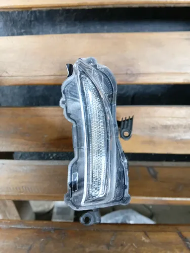 Farol De Milha DRL Toyota Yares LE 2023/2024