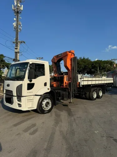 Ford 2423 munck 45 ano 2014