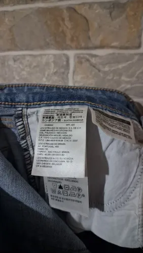 Calça levis