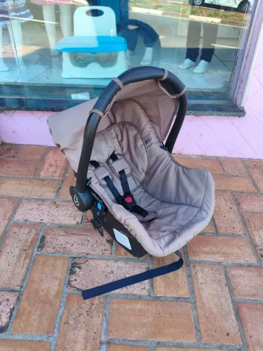 Bebê conforto Galzerano com base