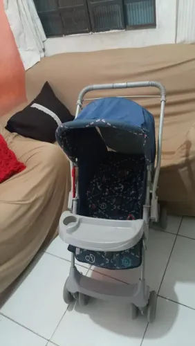 Carrinho de bebê aceito trocar por algo do meu interesse 