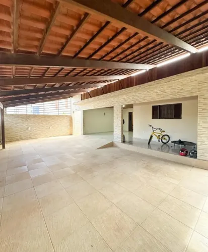CASA GIGANTE NO VALENTINA
