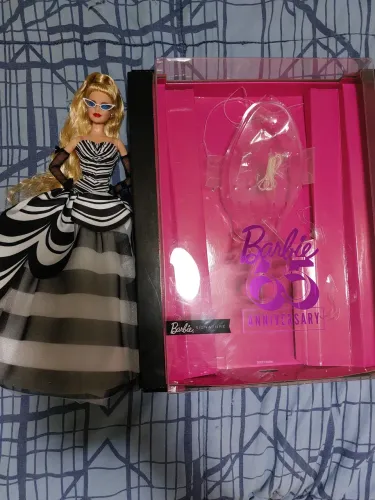 Boneca Barbie 65 anos