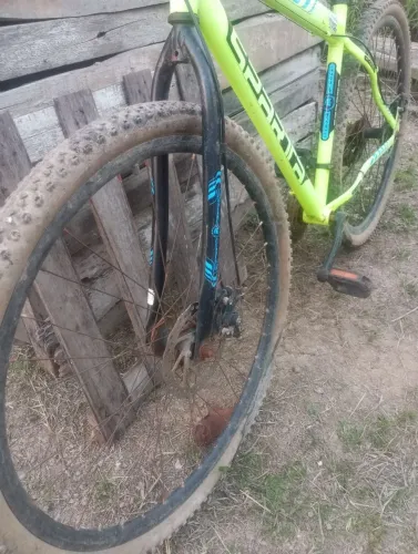 Vendo uma bicicleta