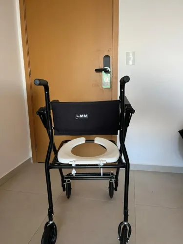 Cadeira De Banho Hospitalar