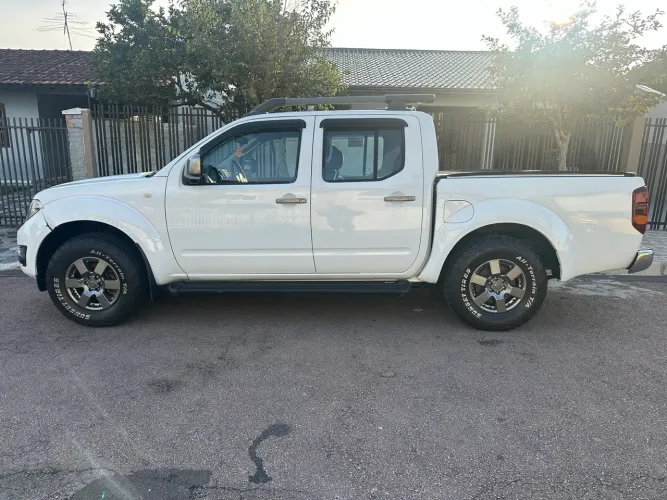 Nissan Frontier SV Attack CD 4X2 2.5 TB Diesel 2015
