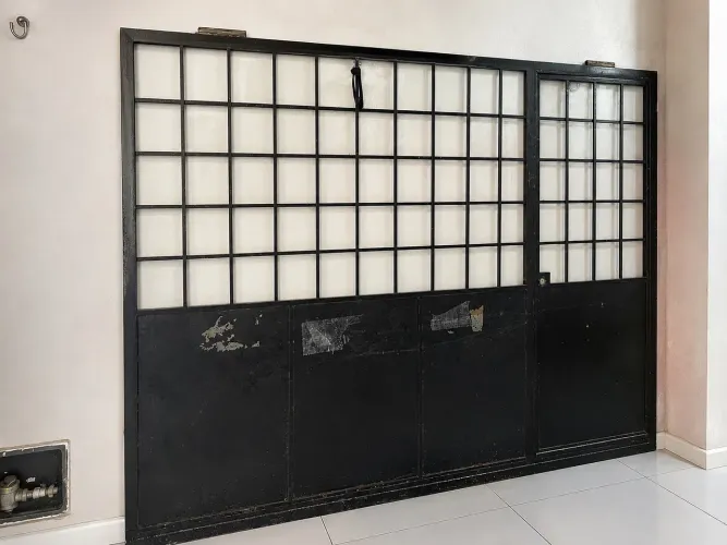 Portão de Ferro para Garagem e Comércio - 2 Folhas de Correr- 2x10 por 2x80