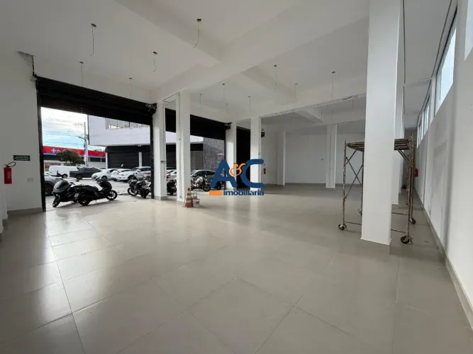 Loja comercial no bairro Cabral