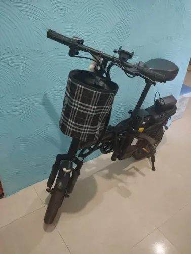 Bicicleta eletrica 3 meses de uso.