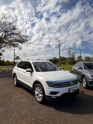 Volkswagen Tiguan Allspac Comf 250 TSI 1.4 Flex 2019