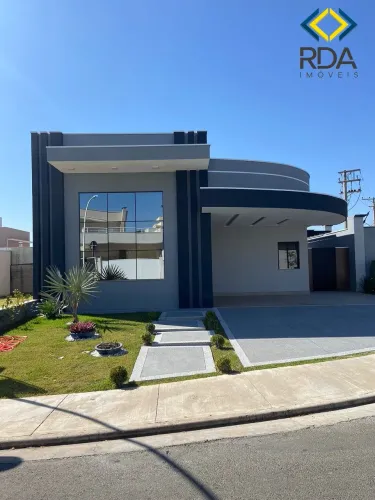 Linda Casa térrea Condomínio Maria Dulce Móveis planejados na cozinha nos dormitórios , su